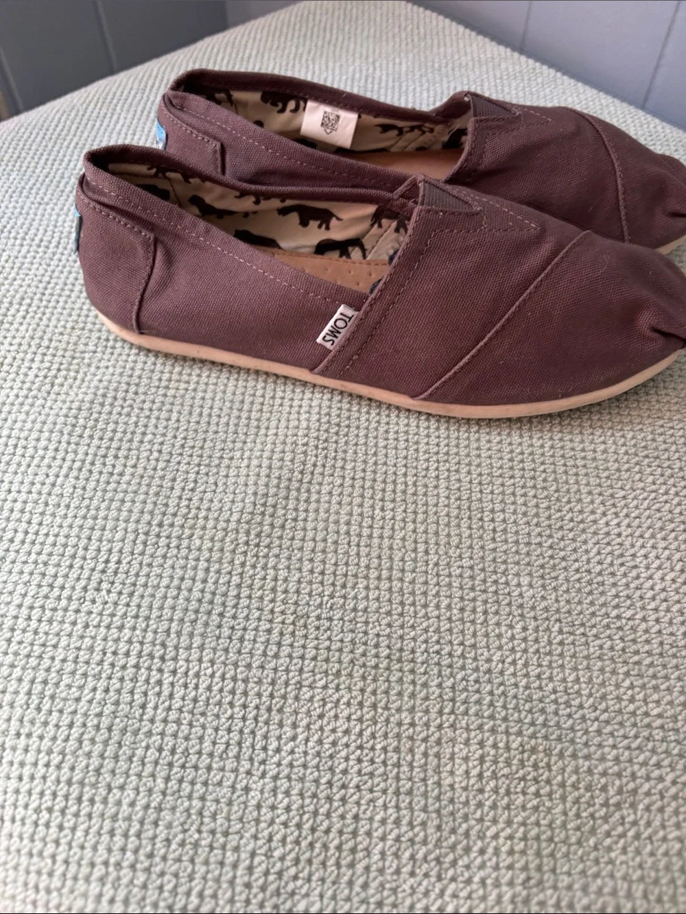 Toms Women Espadrilles in Plum Brown Canvas
